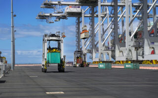 Rapid growth expected for container terminal automation in Asia